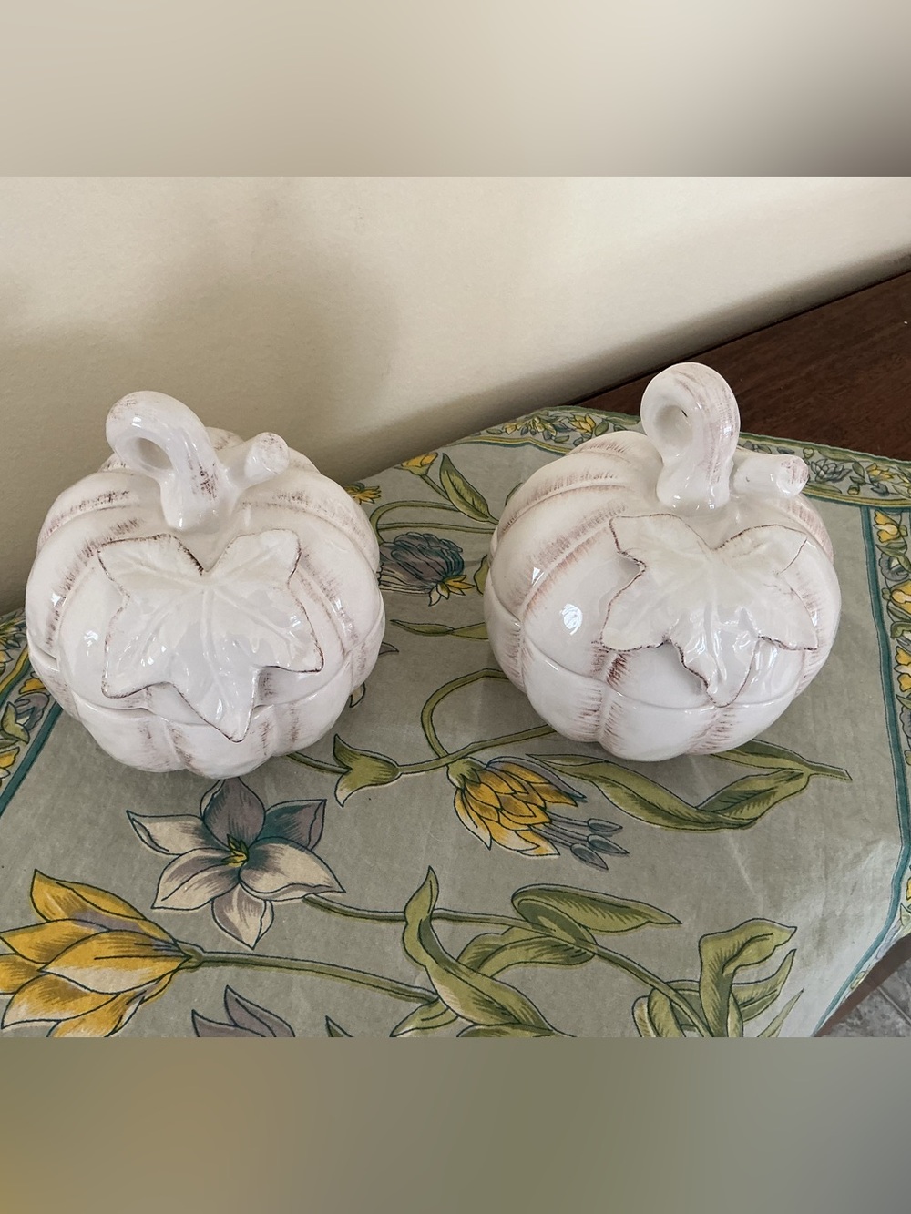 NWT Set of 2 Mikasa Countryside Harvest Pumpkin Covered Soup Bowl with Lid NEW
